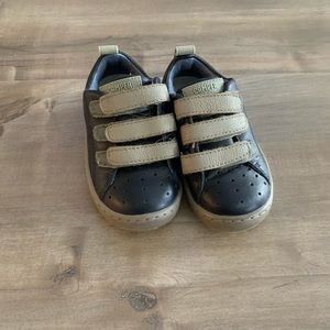 Baby Camper shoes size 6.5 baby